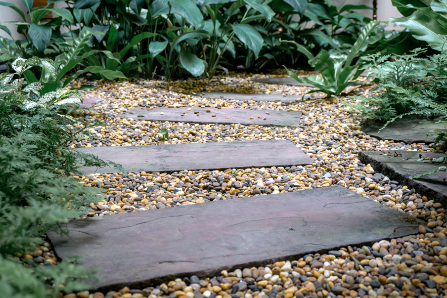 stone walkway garden with pavers